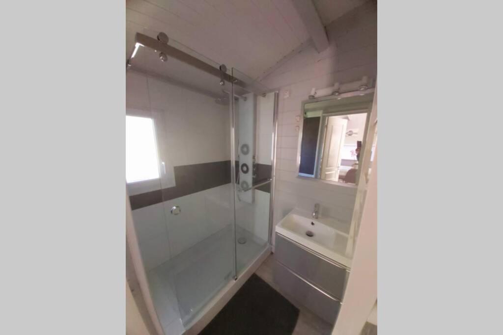 Chalet T3/Clim/Wifi/Pkg/Terrasse/15 Min Plages Villa La Teste-de-Buch Exterior photo